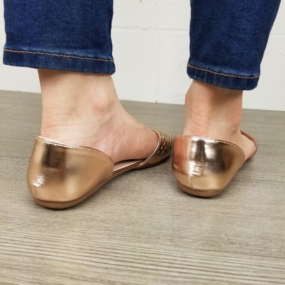 Pointed Toe Perforated Gold Rose Flats - L 13135 - Picture 5 of 8